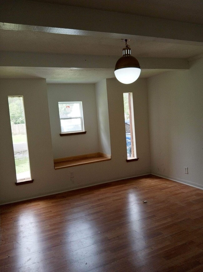 1916 Las Palmas Dr in Port Arthur, TX - Building Photo - Building Photo