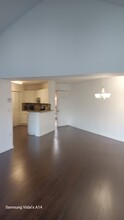 6276 NW 186th St, Unit 303 in Hialeah, FL - Building Photo - Building Photo