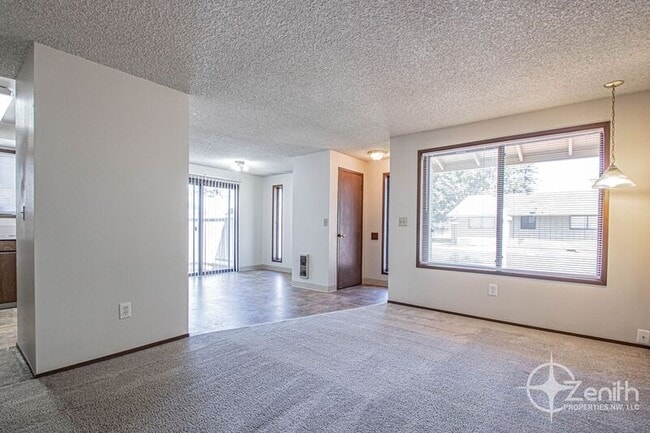 3103 NE Whitman Ave in Vancouver, WA - Building Photo - Building Photo