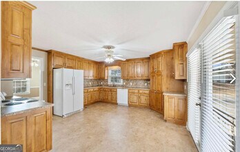 173 Madison St in Commerce, GA - Building Photo - Building Photo