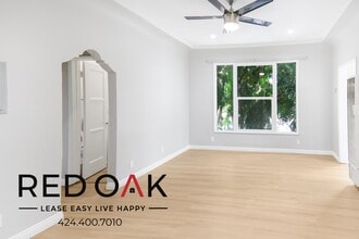 366 Hayworth Ave in Los Angeles, CA - Foto de edificio - Building Photo