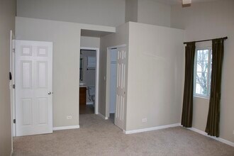 174 Heather Glen Dr in Aurora, IL - Building Photo - Building Photo