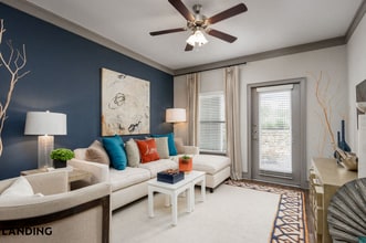 4689 Mustang Pkwy, Unit 5206 in Carrollton, TX - Foto de edificio - Building Photo