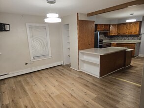 36 King St in Westbrook, ME - Building Photo - Building Photo