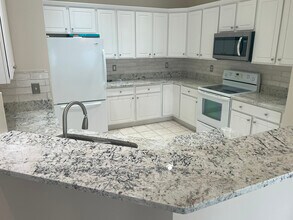 425 Carriage Lake Dr in Little River, SC - Building Photo - Building Photo