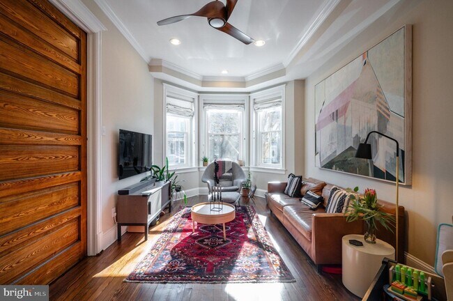 property at 31 Randolph Pl NW