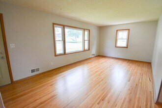 1802 16th St NW in Rochester, MN - Building Photo - Building Photo