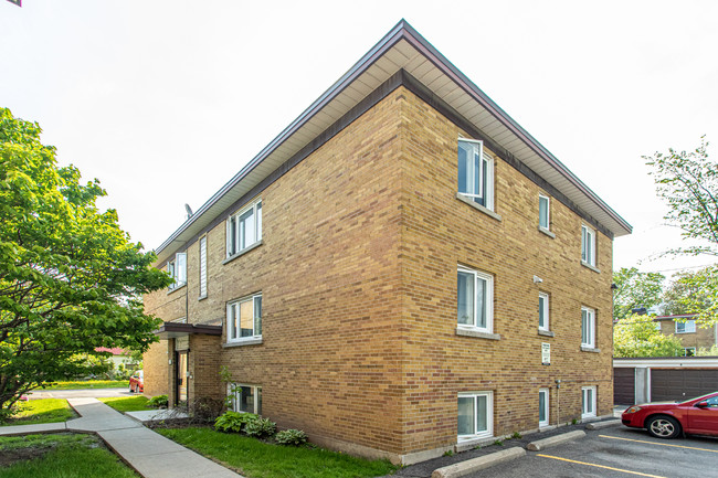 1292 Thames St in Ottawa, ON - Building Photo - Building Photo