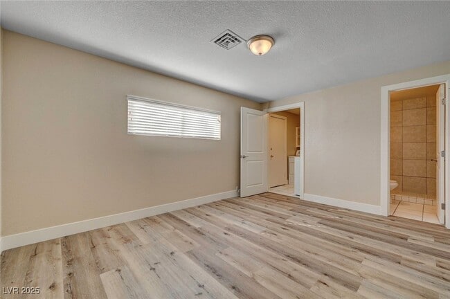 property at 6121 Edgewood Cir