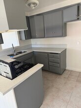 13582 Arizona St, Unit 13582 Arizona st #4 in Westminster, CA - Foto de edificio - Building Photo