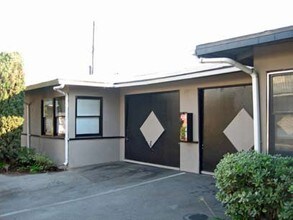 Lido Apartment Homes in Costa Mesa, CA - Building Photo - Building Photo