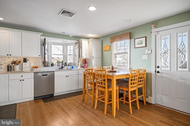 property at 119 N Drexel St