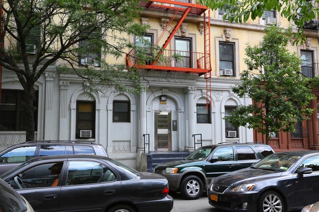 269-273 W 113th St in New York, NY - Foto de edificio - Building Photo