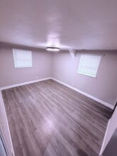 1384 Behles Ave, Unit 1384 in Cincinnati, OH - Foto de edificio - Building Photo