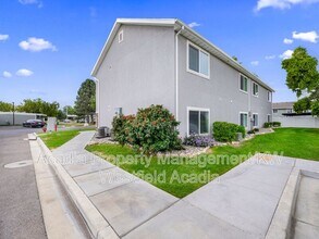 656 W Meadow Dr in Provo, UT - Building Photo - Building Photo