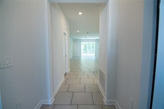 2946 Camden Wy in Davenport, FL - Building Photo - Building Photo