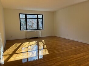 569 Washington St, Unit 1 in Brookline, MA - Building Photo - Building Photo