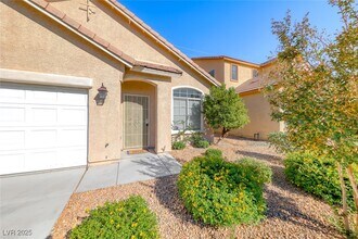 7644 Borealis St in Las Vegas, NV - Building Photo - Building Photo