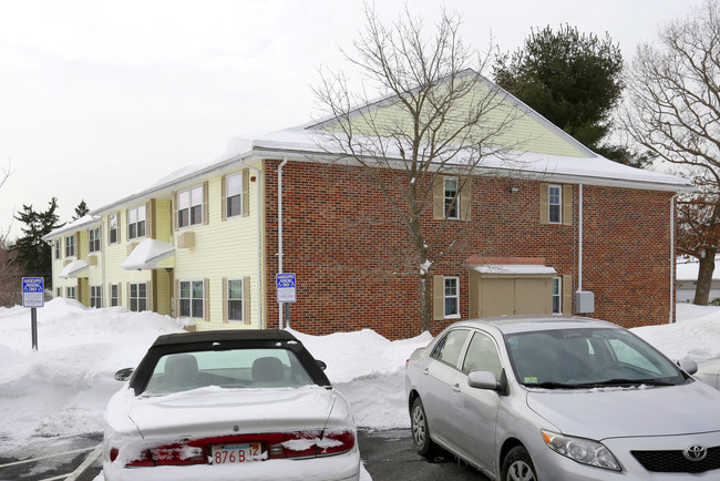 Lamplighter Village in Canton, MA - Building Photo - Building Photo