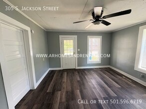 305 S Jackson St in Cabot, AR - Building Photo - Building Photo