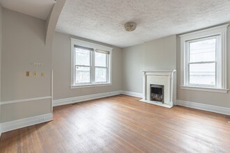 2301 Park Ave, Unit Unit A in Richmond, VA - Building Photo - Building Photo