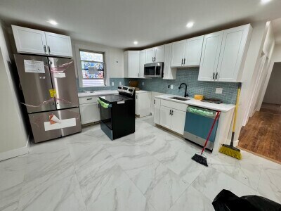 805 Blue Hill Ave, Unit 2 in Boston, MA - Building Photo - Building Photo