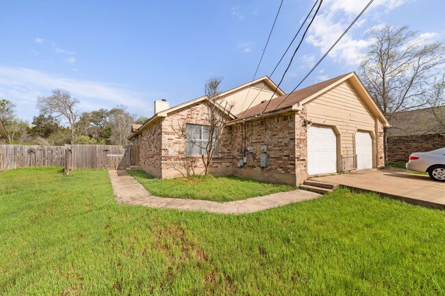 property at 6002 Parkwood Dr