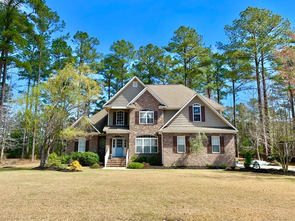 3504 Cranberry Ln in New Bern, NC - Building Photo