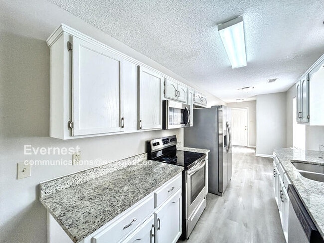8351 Mangrove Dr in Memphis, TN - Building Photo - Building Photo