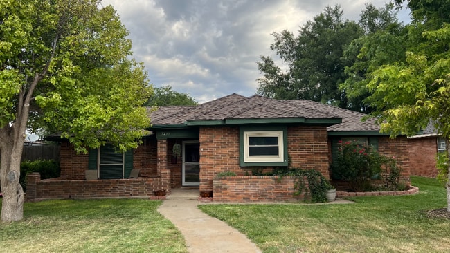 property at 7232 Bayswater Rd