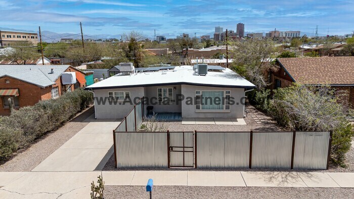 110 N Melwood Ave in Tucson, AZ - Building Photo