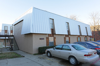 The Polo Club in Denton, TX - Building Photo - Building Photo