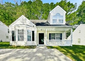 606 Waynes Ct SE in Atlanta, GA - Building Photo