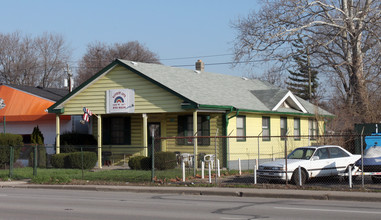 3460 W 16th St in Indianapolis, IN - Building Photo - Building Photo