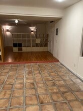 1124 Hi Point St in Los Angeles, CA - Building Photo - Building Photo