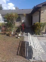 1303 Candlewyck Dr in Orlando, FL - Building Photo