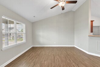 258 Breakwater Dr in Sneads Ferry, NC - Building Photo - Building Photo