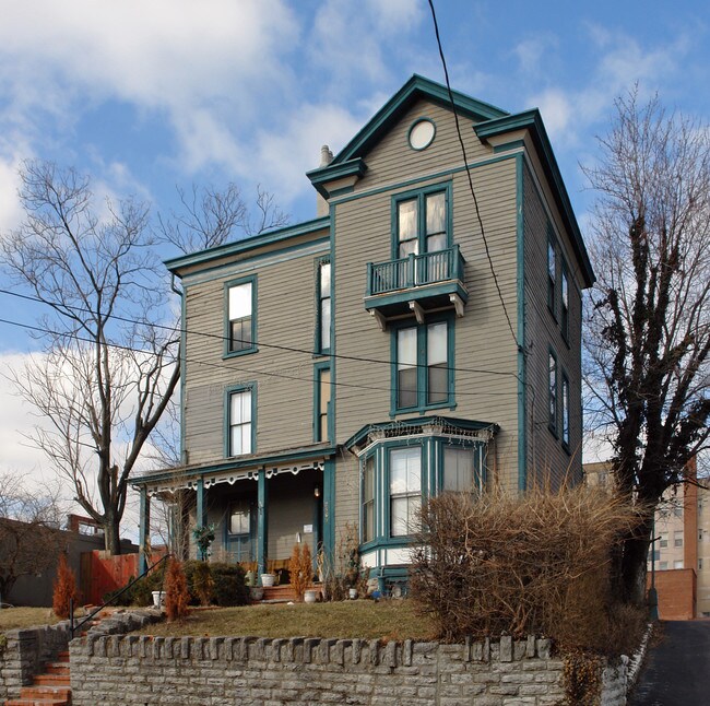 2509 Park Ave in Cincinnati, OH - Foto de edificio - Building Photo