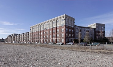 The 903 Residences At Providence Place in Providence, RI - Building Photo - Building Photo