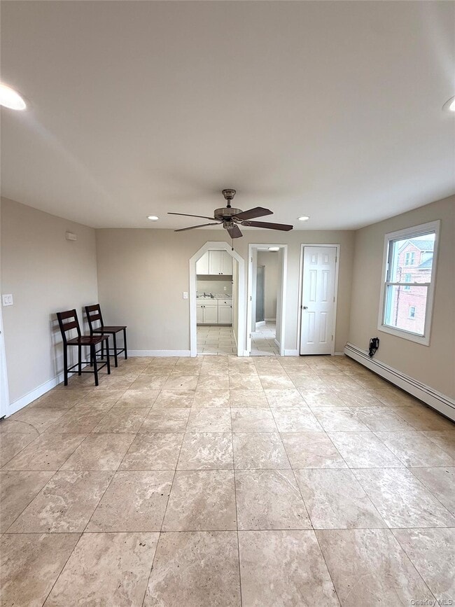 property at 202 N Wellwood Ave