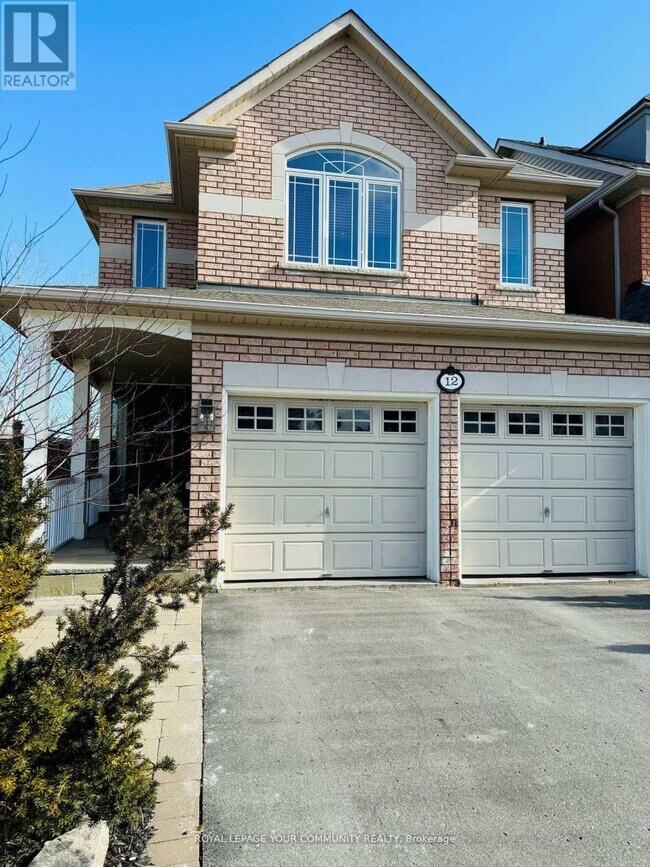 12 Pegasus Dr in Richmond Hill, ON - Building Photo - Building Photo