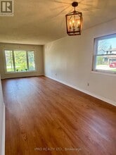 118 Lindsay Ct in Orangeville, ON - Building Photo - Building Photo