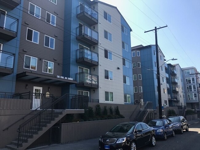 property at 1614 Summit Ave