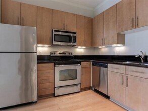 7707 Bluebonnet Blvd in Baton Rouge, LA - Building Photo - Building Photo