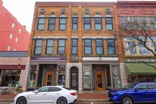 64 E Market St in Corning, NY - Building Photo