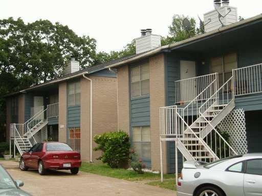 Forest Creek Apartments in Bryan, TX - Building Photo - Building Photo