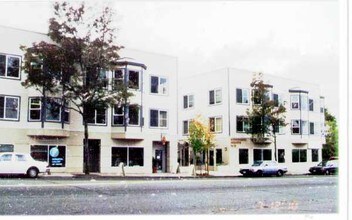 Morningside Apartments in Seattle, WA - Building Photo - Building Photo