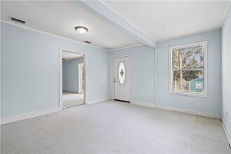 2063 S Gimon Cir in Mobile, AL - Building Photo - Building Photo