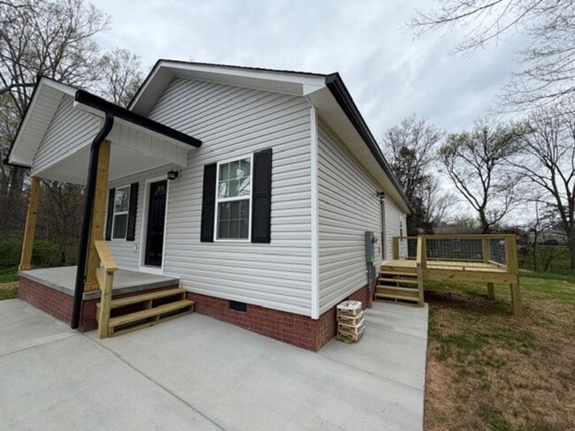 3001 Bates Pike SE in Cleveland, TN - Building Photo - Building Photo