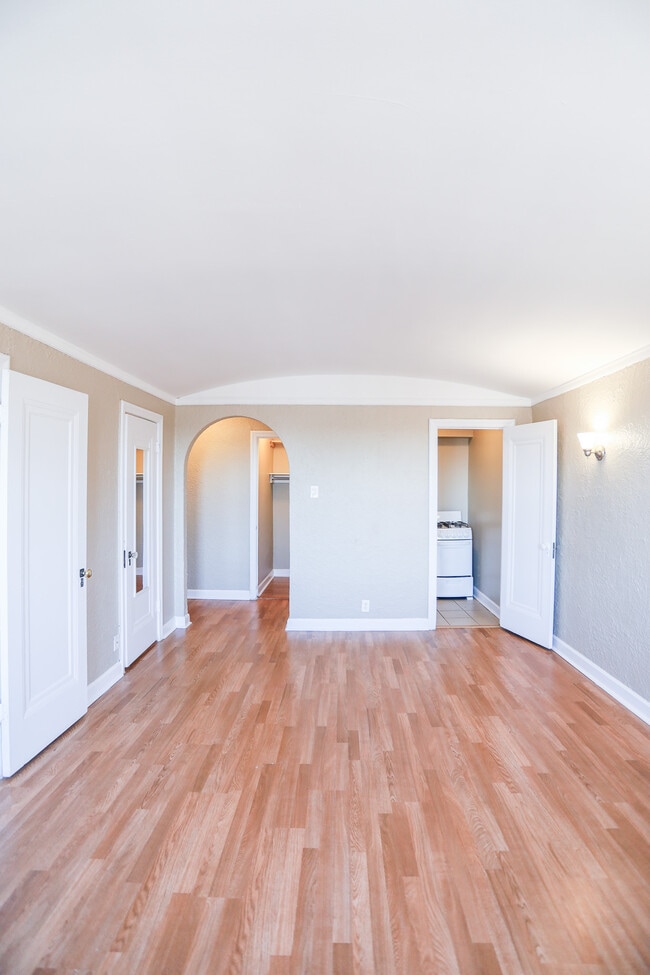 1108 W Rosemont Ave, Unit #514